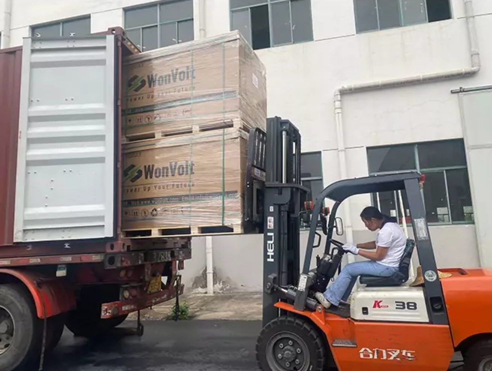 100kW 201kWh Hybrid နေရောင်ခြည်စွမ်းအင်စနစ်